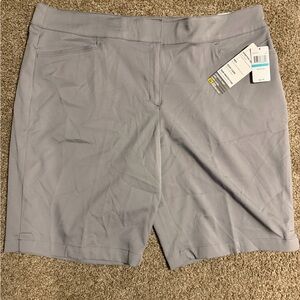 Grand Slam Performance Light Gray Women's size 16 golf shorts NWT
